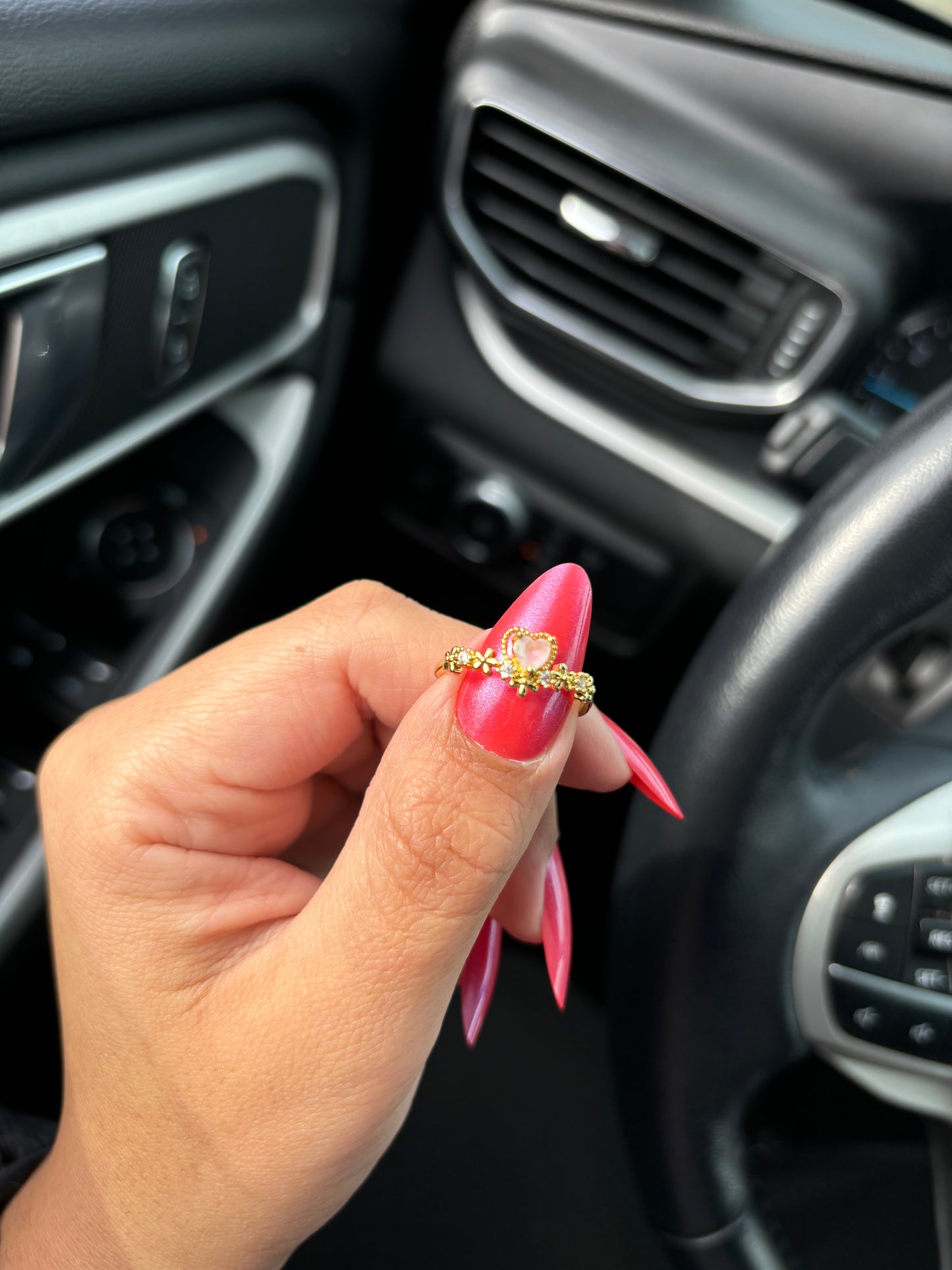 Dainty Flower Heart Ring