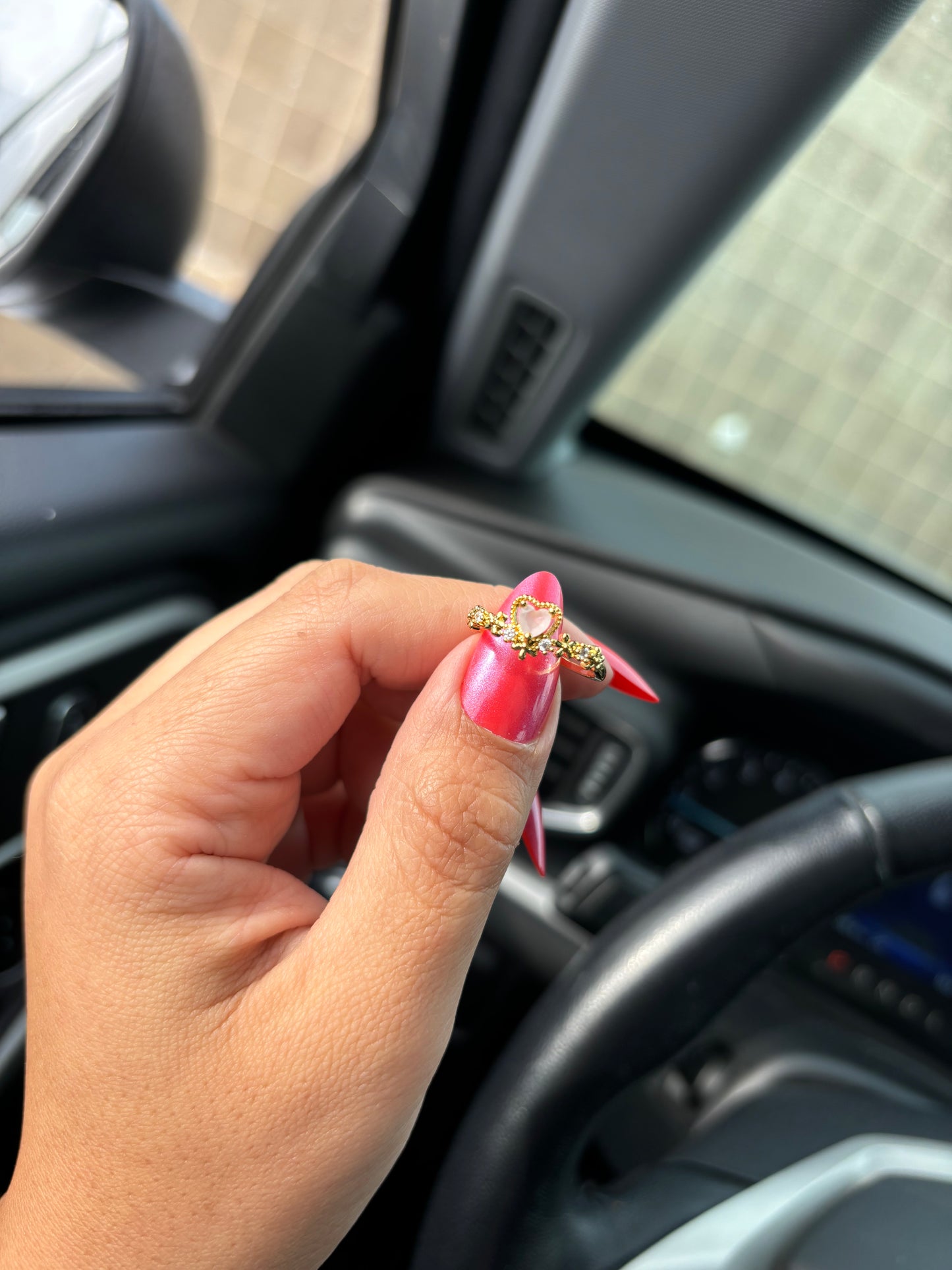 Dainty Flower Heart Ring